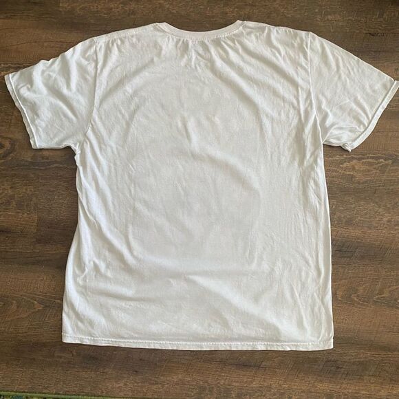 Fruit of The Loom Breathable White T-shirt - EUC - Size XL - Picture 2 of 3